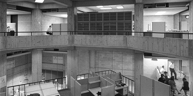 Architecture studios in Walter Netsch’s A+A Building, late 1960s. Photo: Orlando Canbanban. Courtesy of UIC Special Collections and University Archives